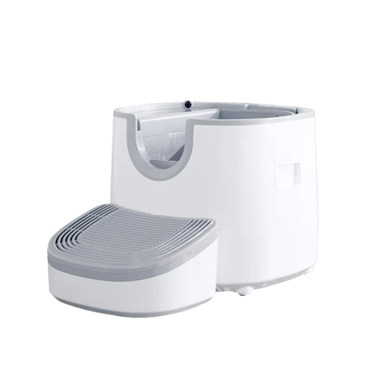 Open Self-Cleaning Litter Box with Sand Trap Pedal and Odor Guard